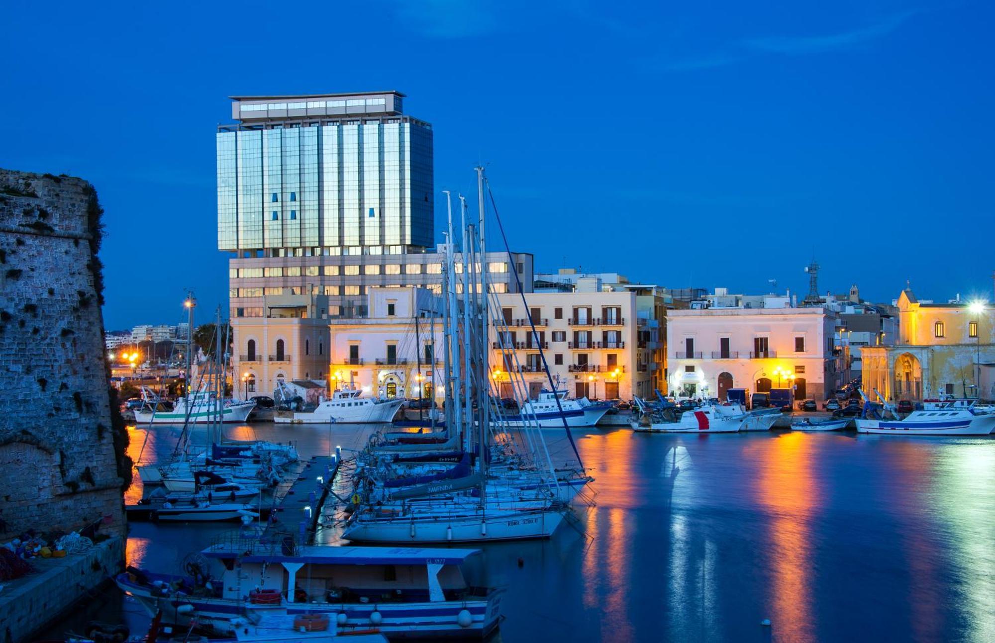 Hotiday Collection - Porto Hotel